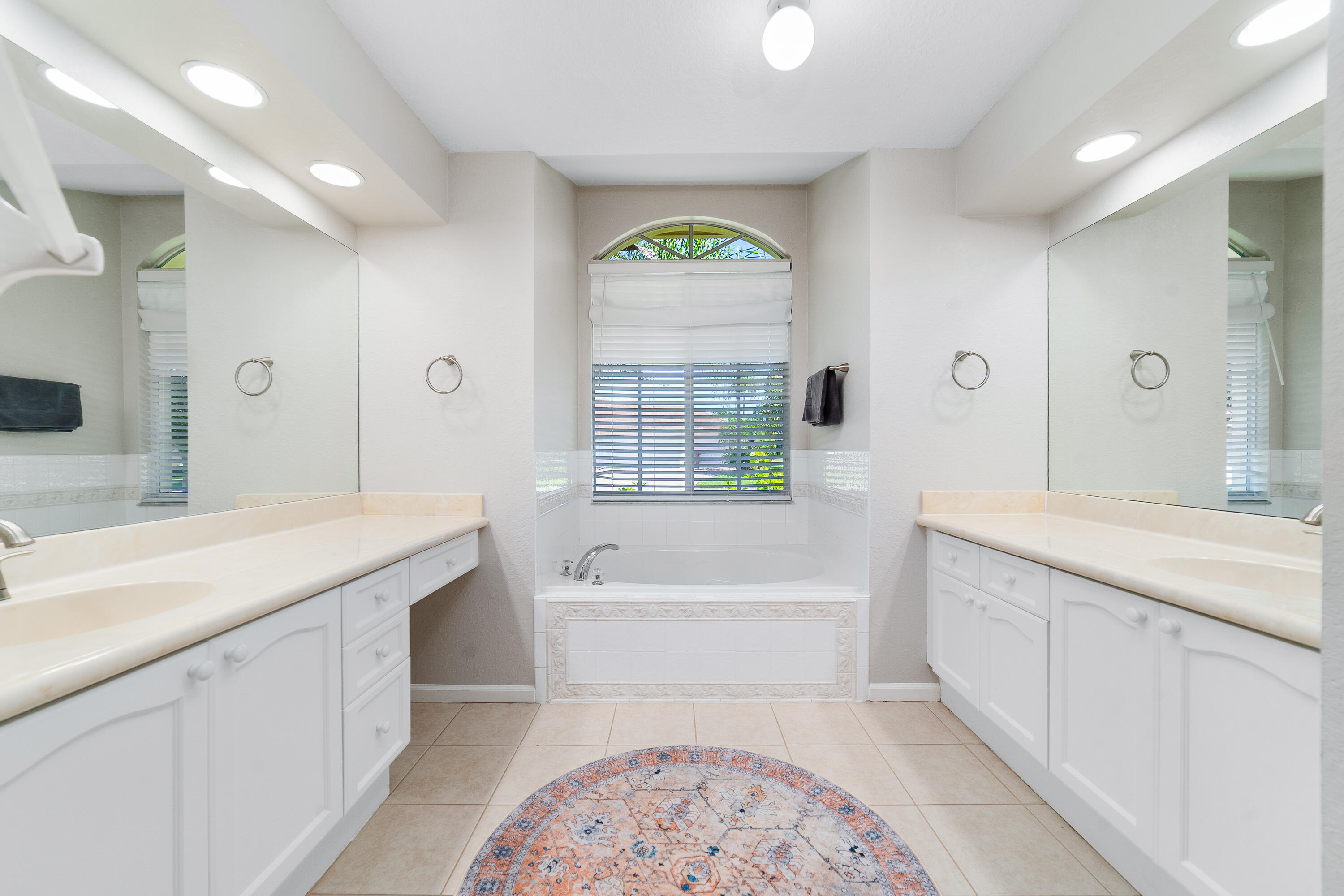 2185 3rd Lane Southwest Vero Beach, FL 32962 - Photo 17 of 32 _DSC0330