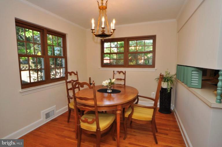5913 Grayson Street Springfield, VA 22150 - Photo 5 of 23 Dining Room