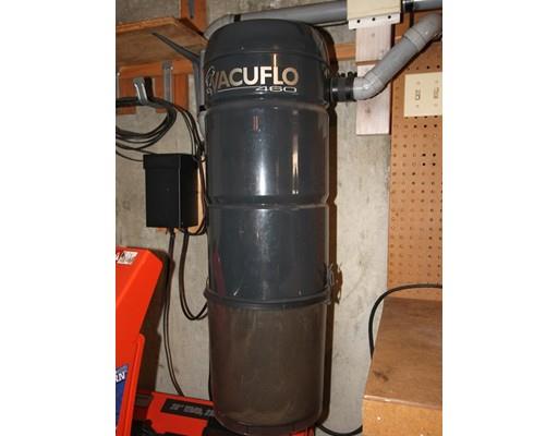 22 Mohave Road Worcester, MA 01606 - Photo 33 of 37