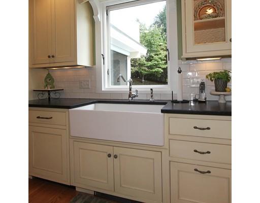 22 Mohave Road Worcester, MA 01606 - Photo 7 of 37