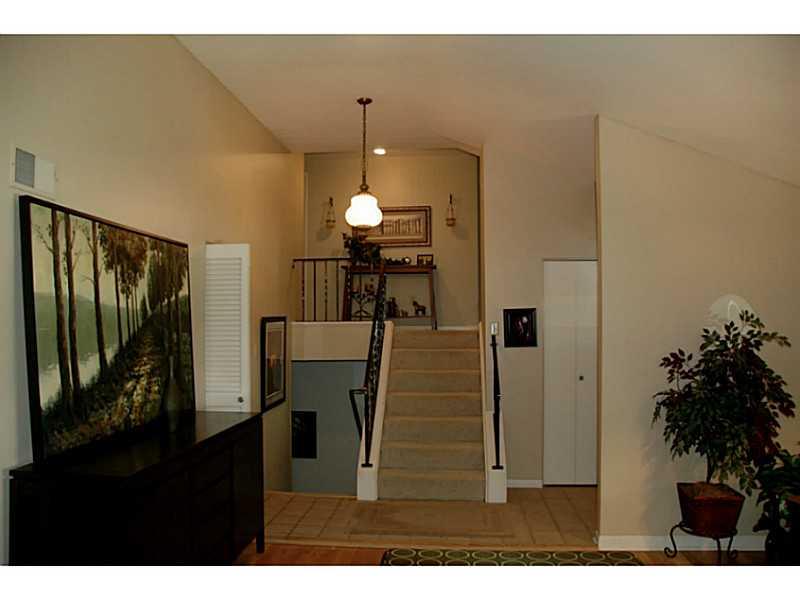 113 Kingsdale Road Churchill, PA 15221 - Photo 6 of 22 Entry/Foyer. Tile entry open to stairs up and down and Living Room