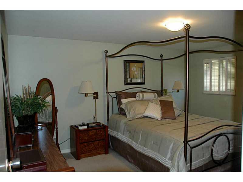 113 Kingsdale Road Churchill, PA 15221 - Photo 10 of 22 Master Bedroom. Master has attached full bath