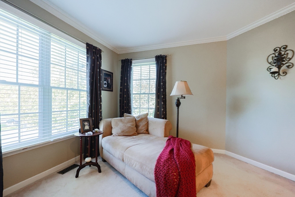 256 Robert Road Marlborough, MA 01752 - Photo 17 of 42 Gallery Image 17