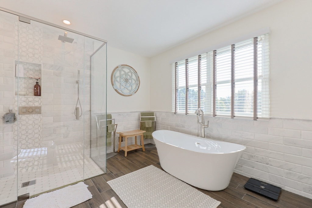 256 Robert Road Marlborough, MA 01752 - Photo 18 of 42 Gallery Image 18