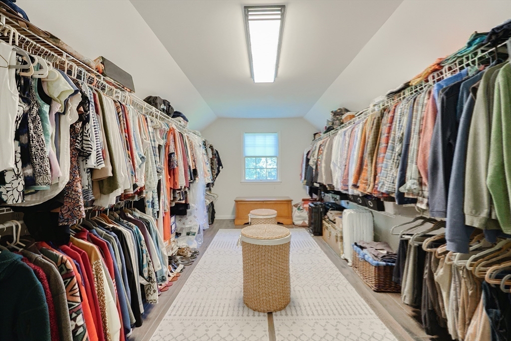 256 Robert Road Marlborough, MA 01752 - Photo 21 of 42 Gallery Image 21