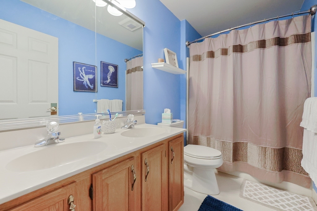 256 Robert Road Marlborough, MA 01752 - Photo 31 of 42 Gallery Image 31