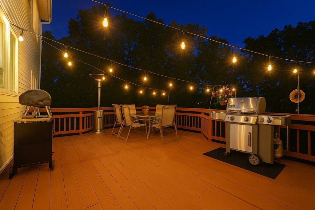 256 Robert Road Marlborough, MA 01752 - Photo 10 of 42 Gallery Image 10