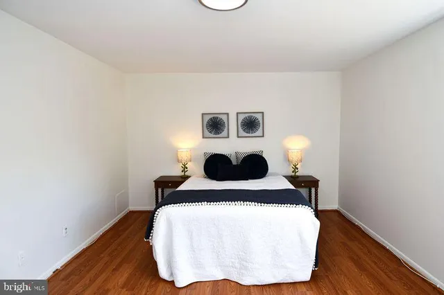 $1,750 | 10637 Montrose Avenue, Unit 204, Bethesda, MD 20814