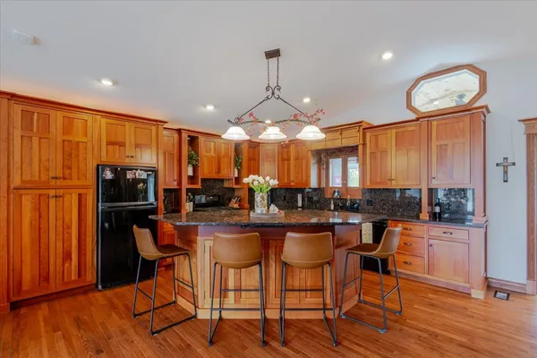 $530,000 | 3275 Tohill Lane, Decatur, IL 62521