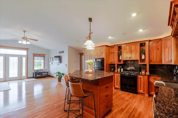 $530,000 | 3275 Tohill Lane, Decatur, IL 62521