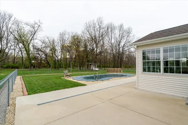$530,000 | 3275 Tohill Lane, Decatur, IL 62521