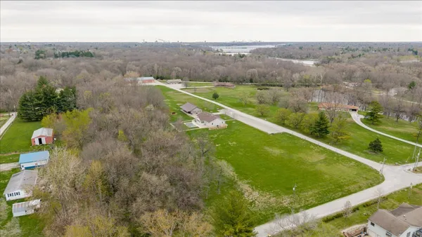 $530,000 | 3275 Tohill Lane, Decatur, IL 62521