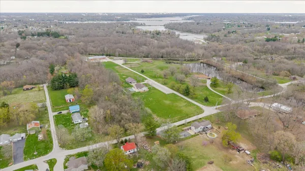 $530,000 | 3275 Tohill Lane, Decatur, IL 62521