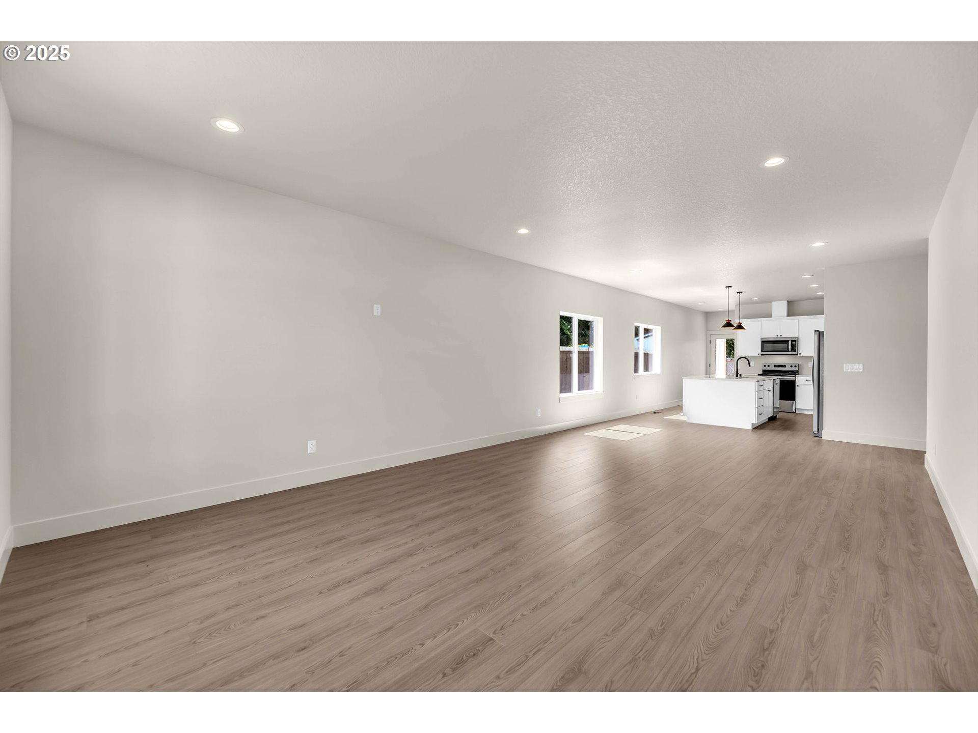 313 Cap Avenue Winlock, WA 98596 - Photo 16 of 44