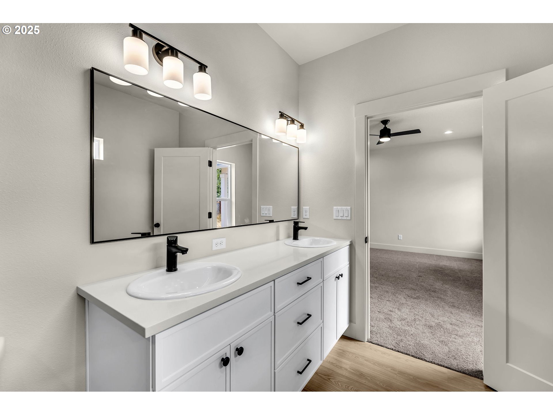 313 Cap Avenue Winlock, WA 98596 - Photo 26 of 44