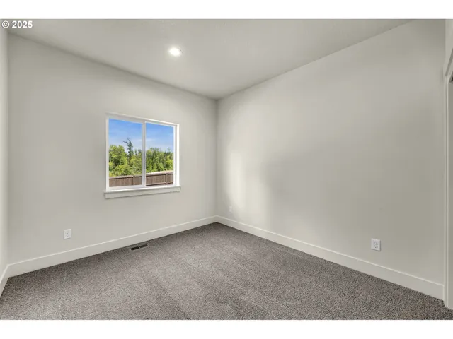 $435,000 | 313 Cap Avenue, Winlock, WA 98596