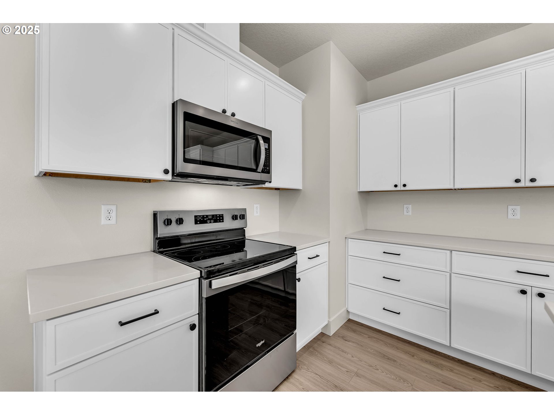 313 Cap Avenue Winlock, WA 98596 - Photo 9 of 44