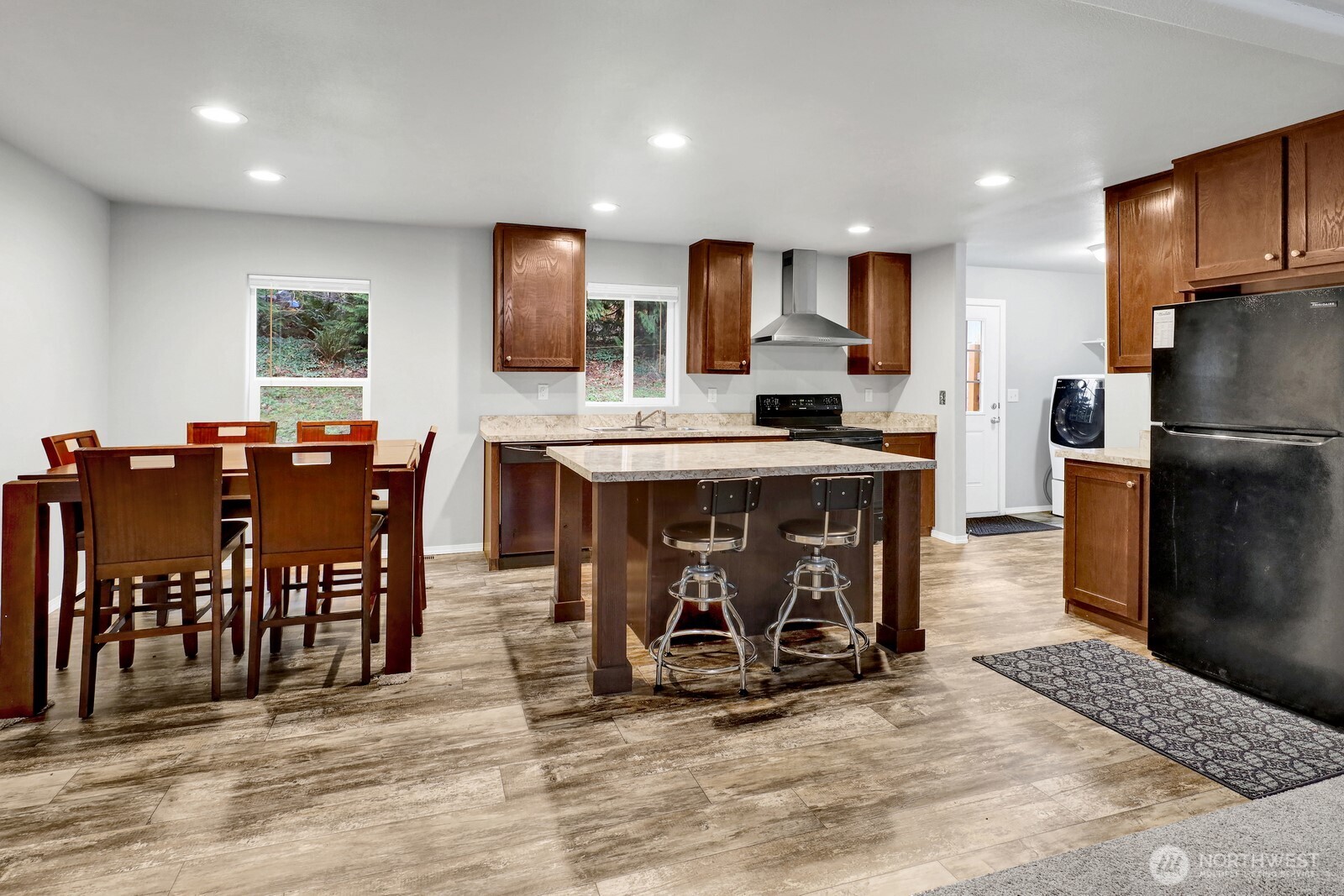 467 Cain Lake Road Sedro-Woolley, WA 98284 - Photo 8 of 28 a view of a dining area with furniture