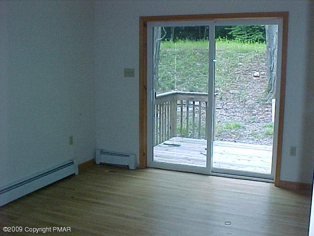 5 Trail Ridge Road Albrightsville, PA 18210 - Photo 3 of 8 DINING AREA