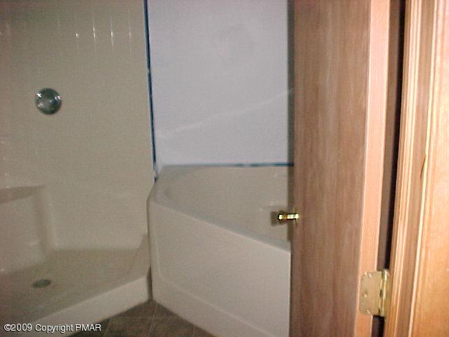 5 Trail Ridge Road Albrightsville, PA 18210 - Photo 5 of 8 BATH