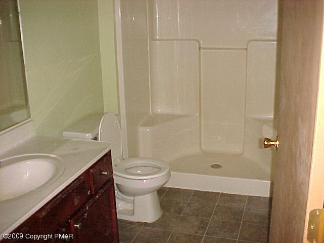 5 Trail Ridge Road Albrightsville, PA 18210 - Photo 6 of 8 BATH