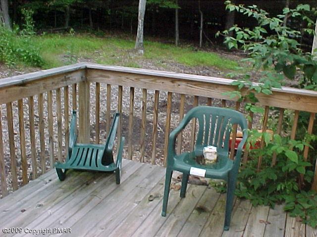 5 Trail Ridge Road Albrightsville, PA 18210 - Photo 7 of 8 DECK