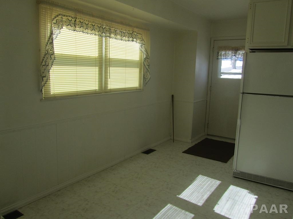 131 Pontiac Road Marquette Heights, IL 61554 - Photo 8 of 15 Gallery Image 8