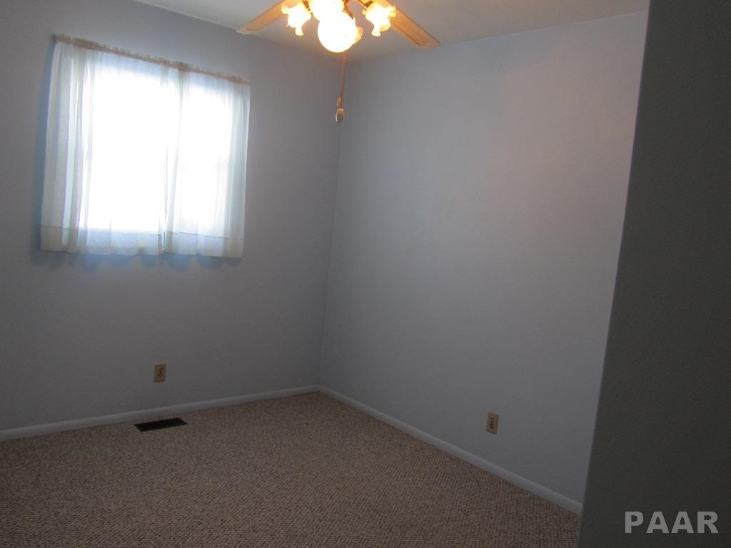 131 Pontiac Road Marquette Heights, IL 61554 - Photo 9 of 15 Gallery Image 9