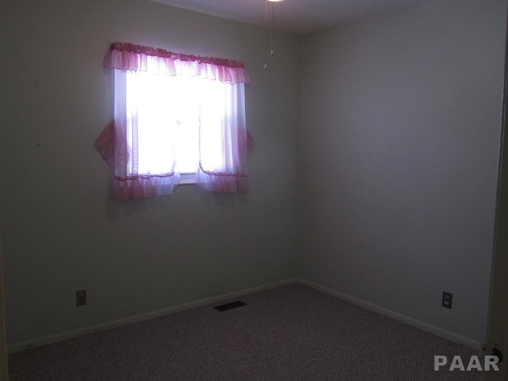 131 Pontiac Road Marquette Heights, IL 61554 - Photo 10 of 15 Gallery Image 10