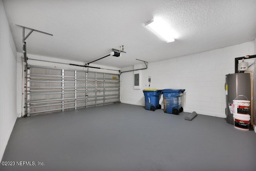 12070 Chester Creek Road Jacksonville, FL 32218 - Photo 40 of 45 a view of a garage with furniture