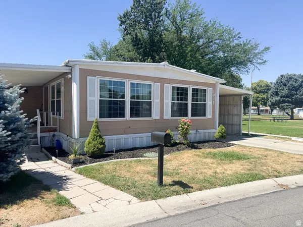 $119,000 | 1035 South Jasmine Drive, Unit 280, Salt Lake City, UT 84123