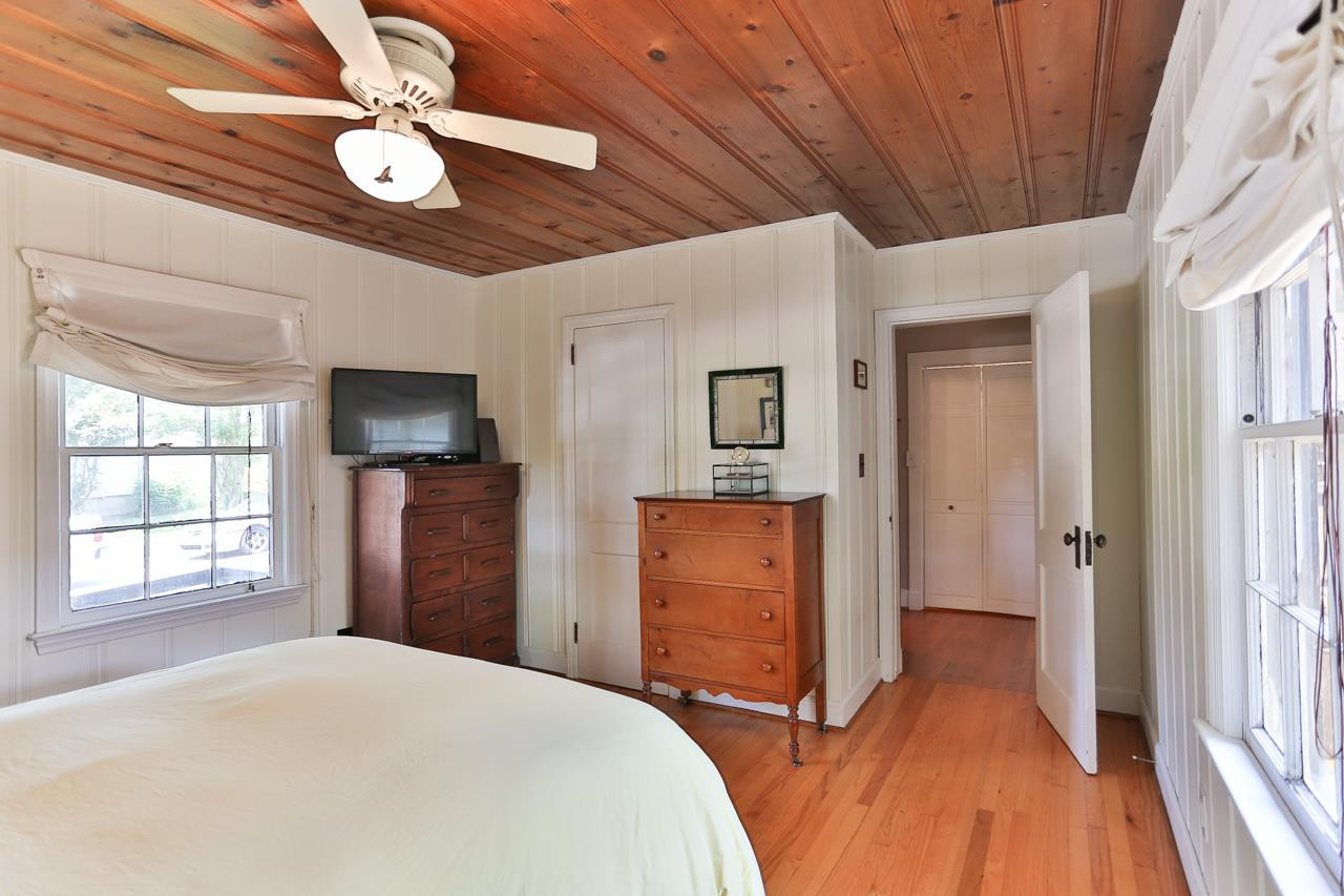 300 East Whitaker Mill Road Raleigh, NC 27608 - Photo 14 of 25 Master Bedroom