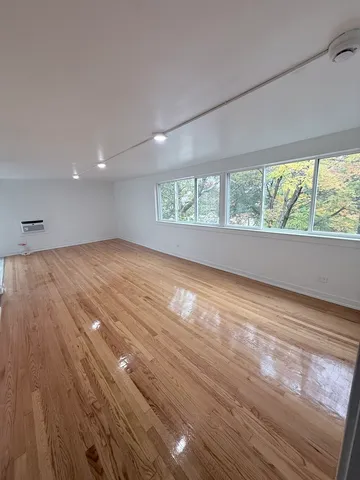 $1,400 | 4656 West 87th Street, Unit 3N, Chicago, IL 60652