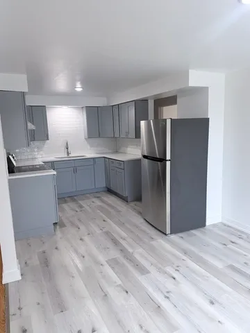 $1,400 | 4656 West 87th Street, Unit 3N, Chicago, IL 60652