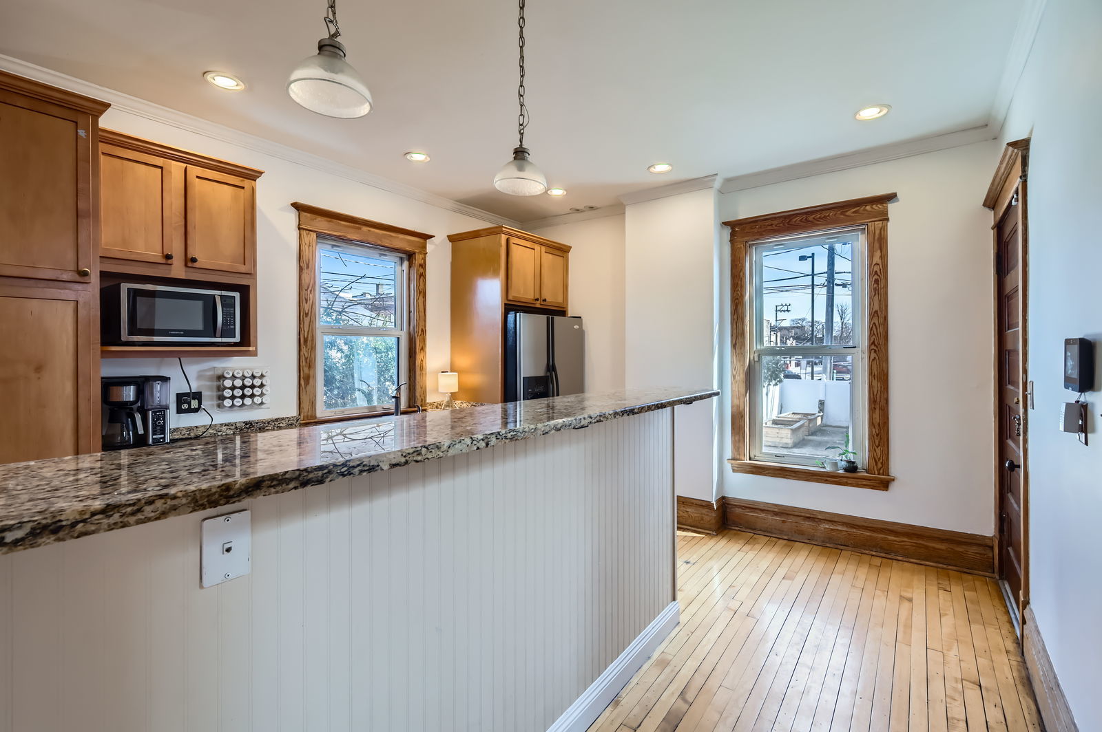 418 Ferdinand Avenue Forest Park, IL 60130 - Photo 8 of 28