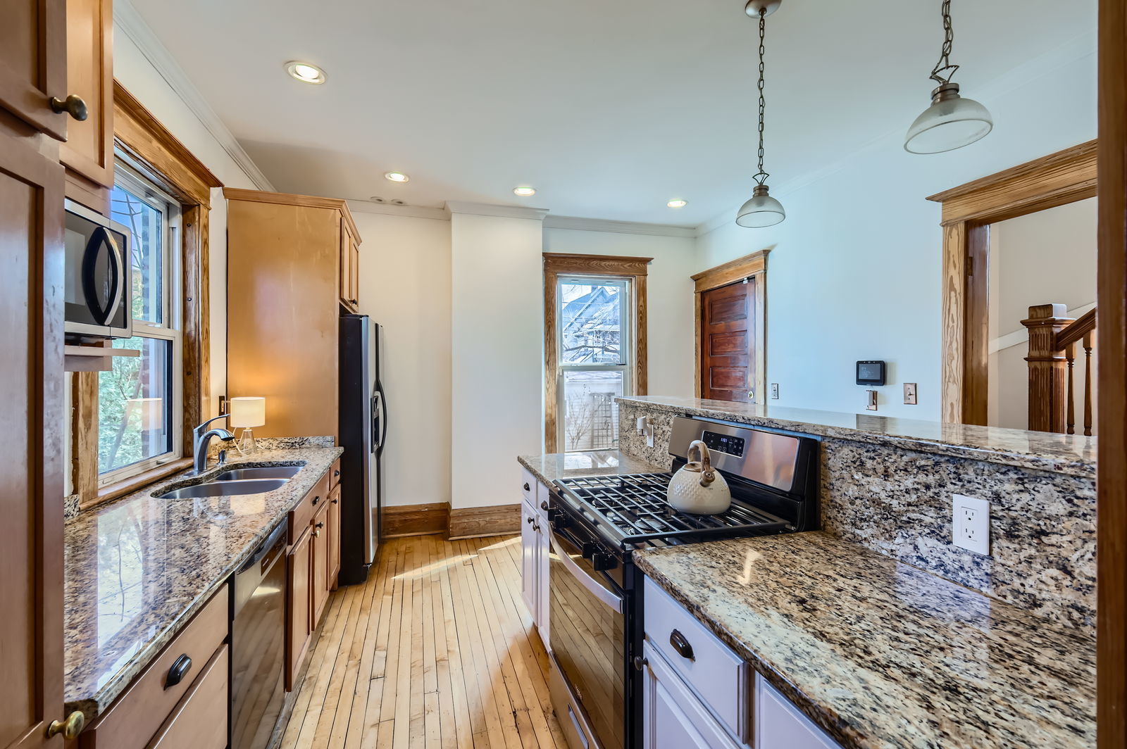 418 Ferdinand Avenue Forest Park, IL 60130 - Photo 10 of 28