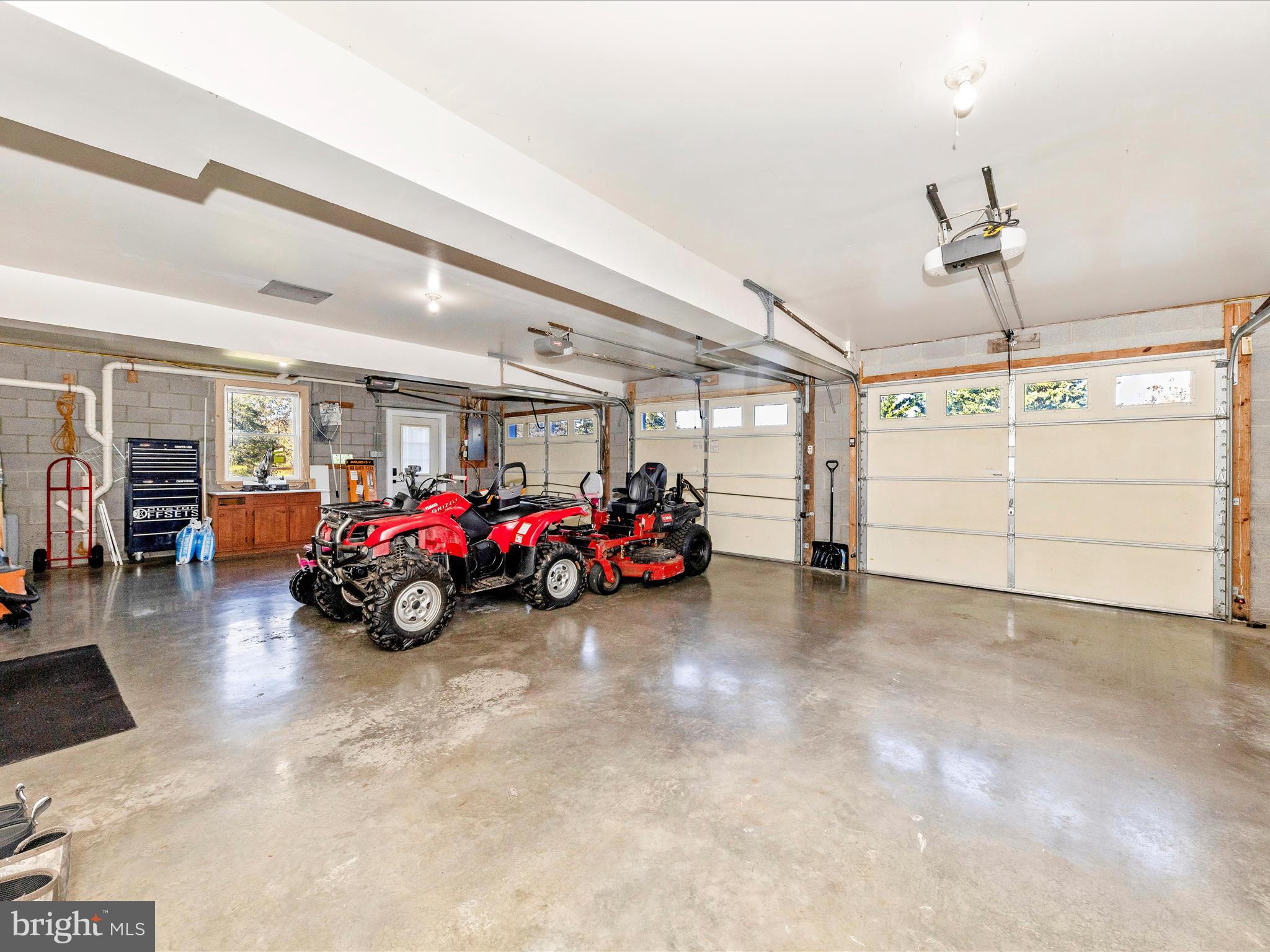 12074 Kemps Mill Road Williamsport, MD 21795 - Photo 38 of 76 Garage