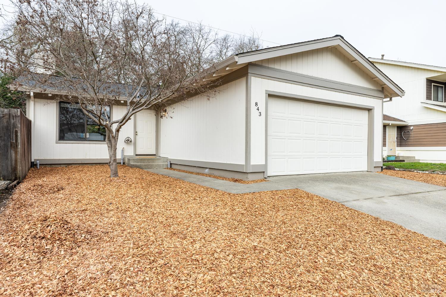 Welcome to 843 Falcon Way,Healdsburg,Ca