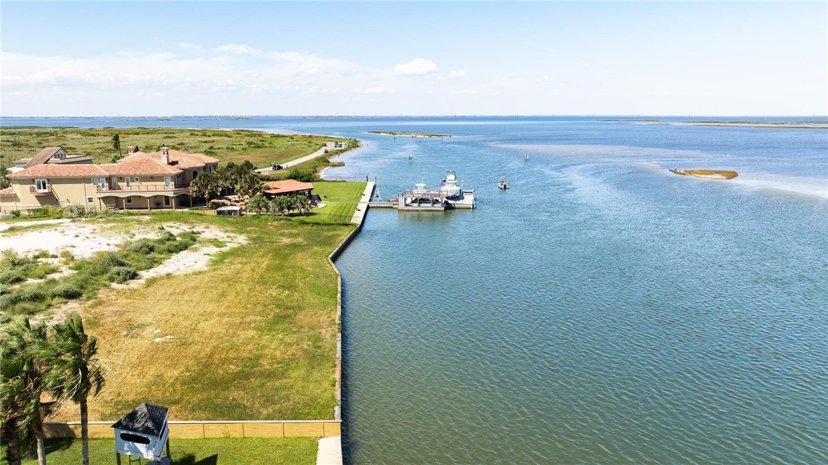 14208 Playa Del Rey Corpus Christi, TX 78418 - Photo 9 of 18