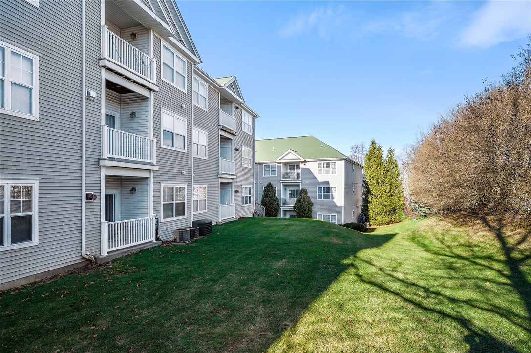 106 Mill Street, Unit 202 Woonsocket, RI 02895 - Photo 22 of 30 Gallery Image 22