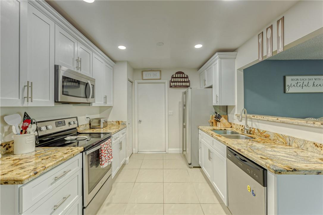 18443 Ruffian Way Boca Raton, FL 33496 - Photo 14 of 35 Photo 14