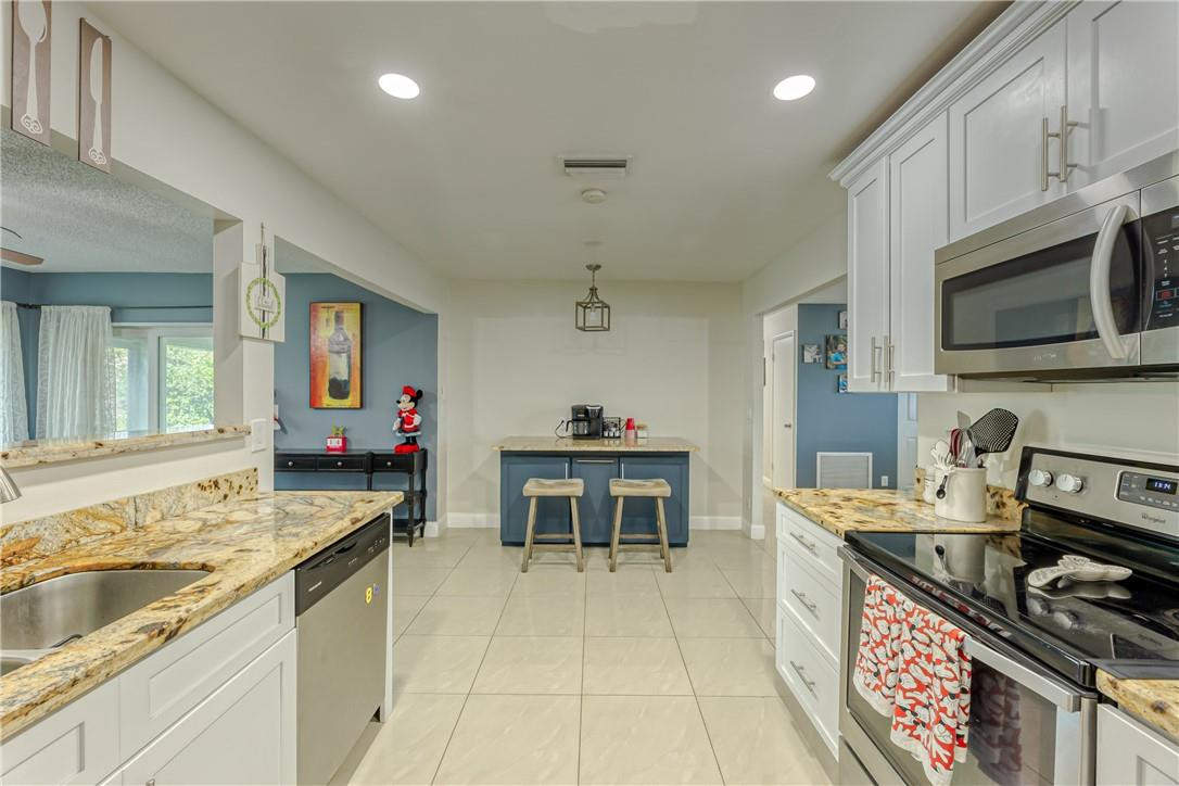 18443 Ruffian Way Boca Raton, FL 33496 - Photo 16 of 35 Photo 16