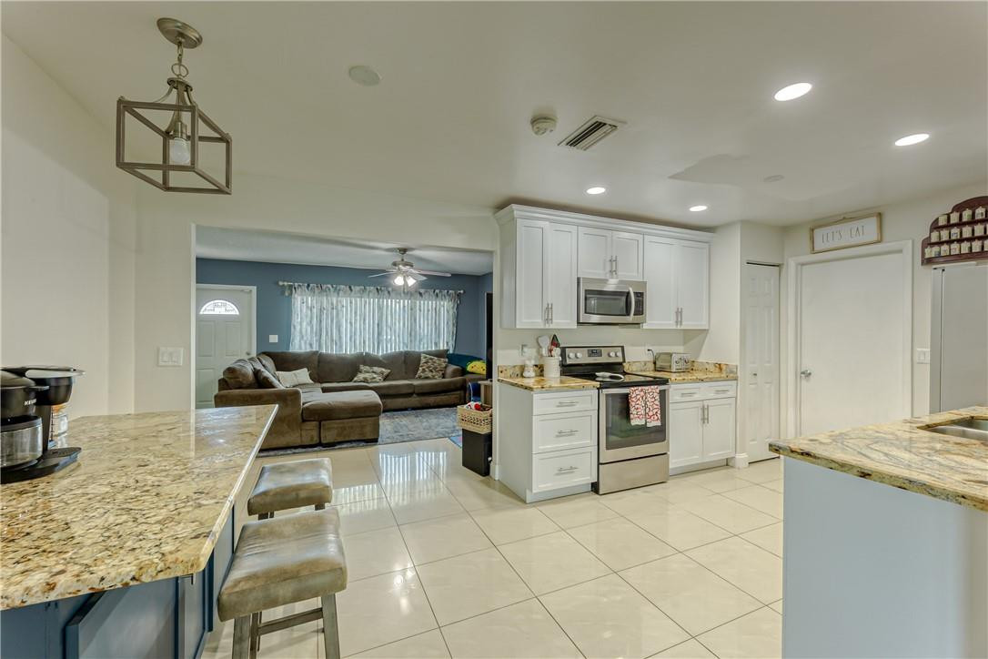 18443 Ruffian Way Boca Raton, FL 33496 - Photo 10 of 35 Photo 10