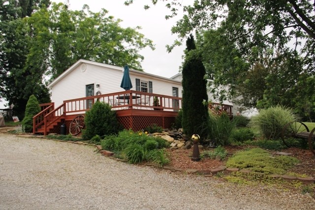 7910 Liberty Road Tell City, IN 47586 - Photo 1 of 30