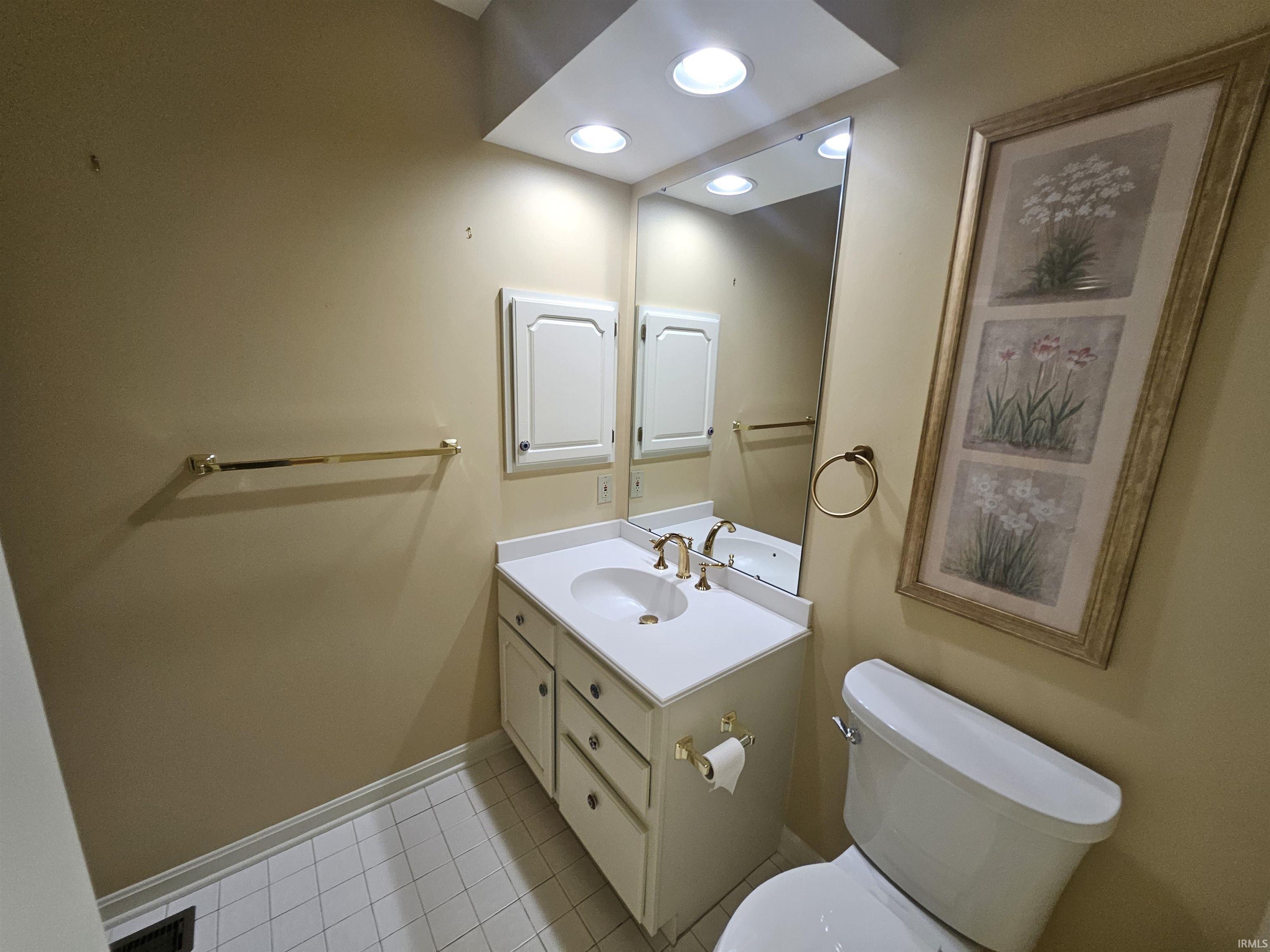 1322 Timberlake Road Evansville, IN 47710 - Photo 21 of 28