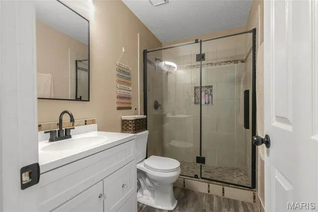 $399,900 | 2835 Belle Terre Court, St. Louis, MO 63129