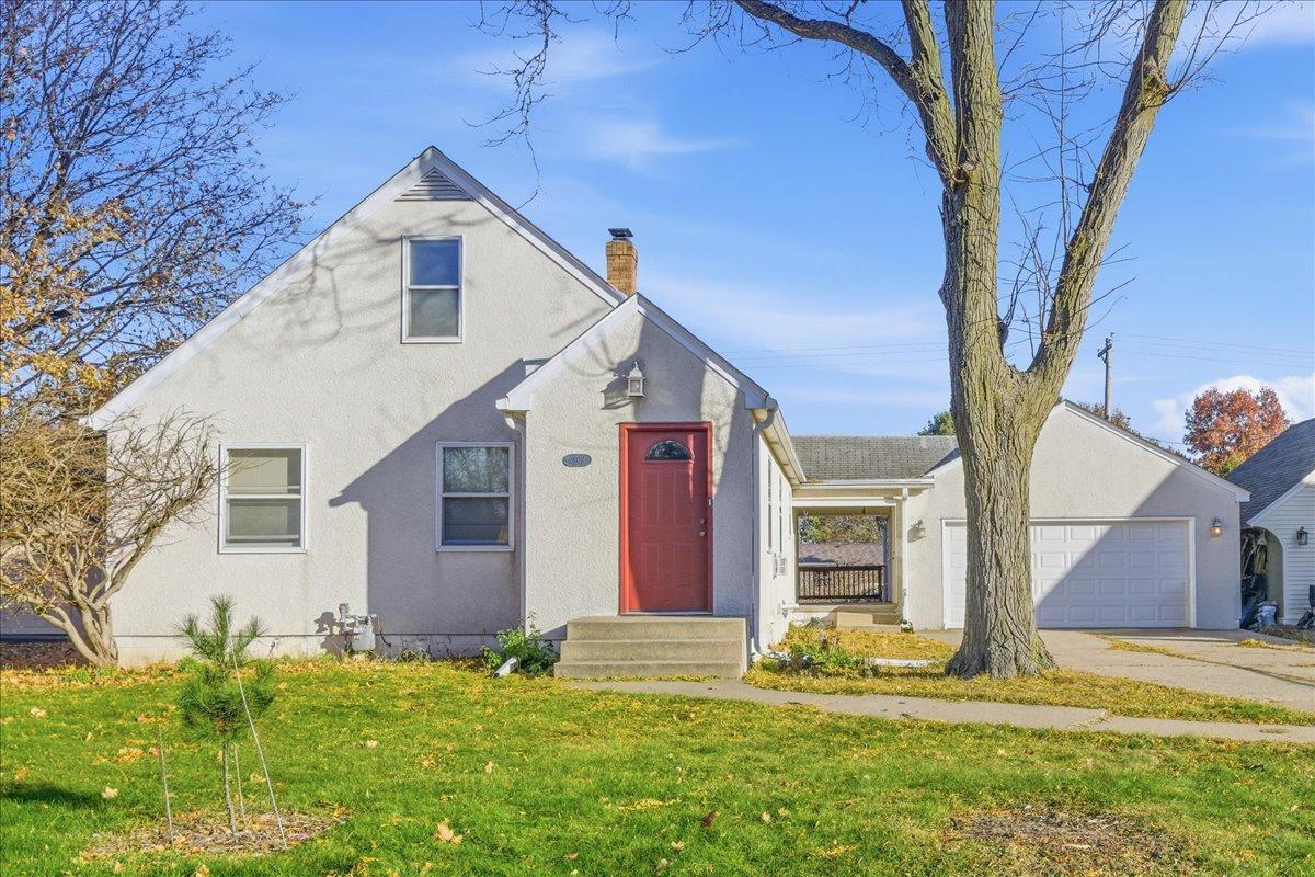 1808 Tatum Street Falcon Heights, MN 55113 - Photo 1 of 33