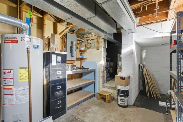 $370,000 | 1808 Tatum Street, Falcon Heights, MN 55113