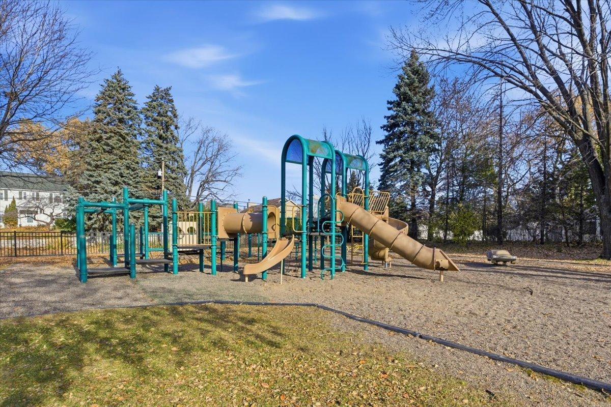 1808 Tatum Street Falcon Heights, MN 55113 - Photo 27 of 33