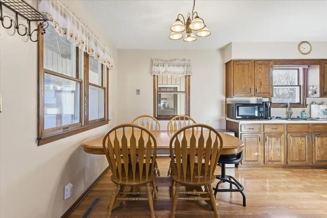 $370,000 | 1808 Tatum Street, Falcon Heights, MN 55113